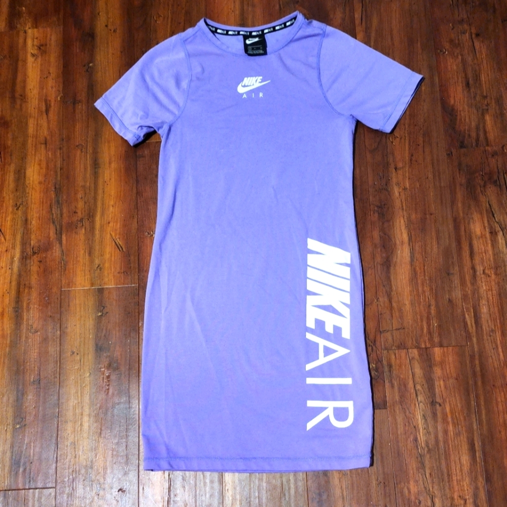 Nike Lavendar & White dress